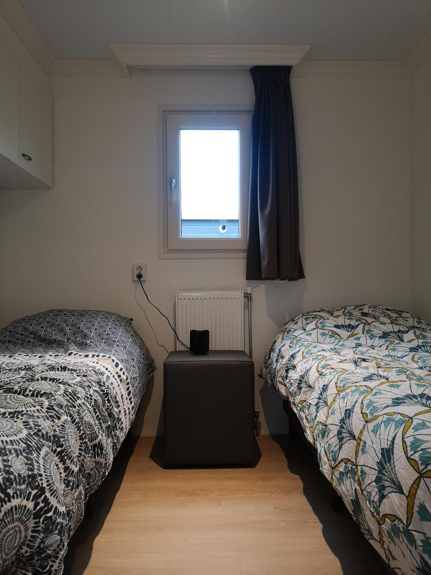 Вилла Gezellig Chalet Met Eigen Parkeerplaats, Park In Aanbouw, Geen Wi Fi Molenschot Экстерьер фото