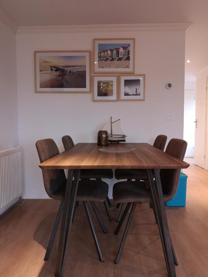 Вилла Gezellig Chalet Met Eigen Parkeerplaats, Park In Aanbouw, Geen Wi Fi Molenschot Экстерьер фото